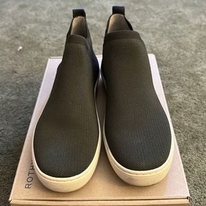 Rothy’s Moss Chelsea sneakers size 8